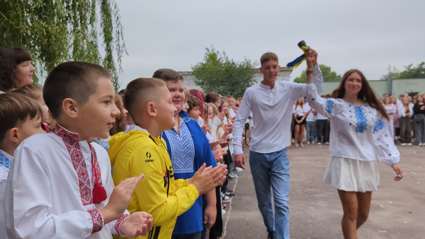 Замість квітів – донат на підтримку ЗСУ: як у Ковельській громаді відзначили День знань