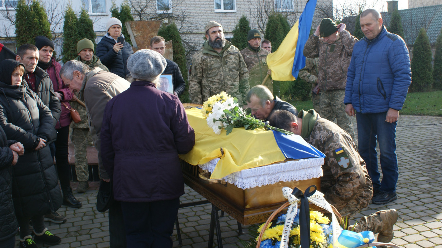 Через три місяці після мобілізації загинув: волиняни попрощалися з Вячеславом Бовконюком