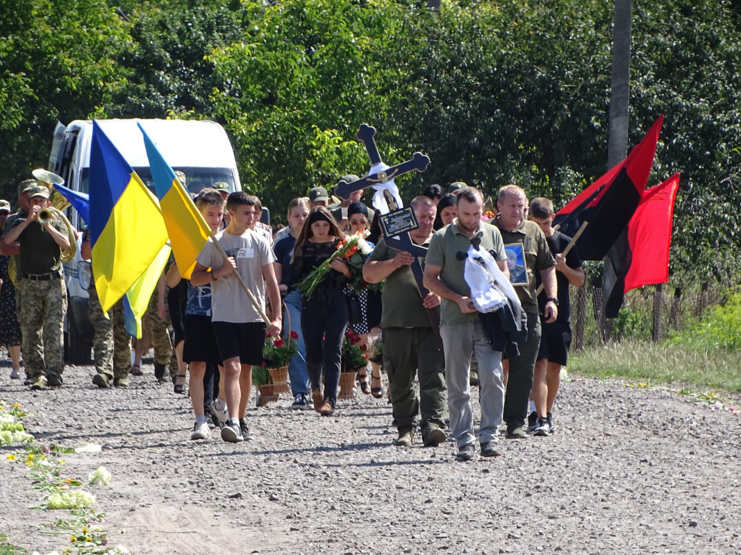 Героя повернули під час обміну тілами загиблих: на Волині в останню дорогу провели Івана Заблоцького