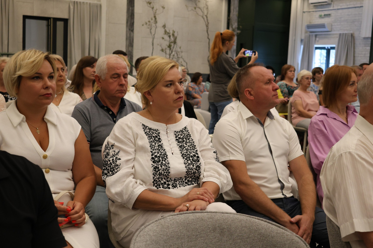 Відзнаки МОЗ й ОДА: медиків Волині привітали з професійним святом