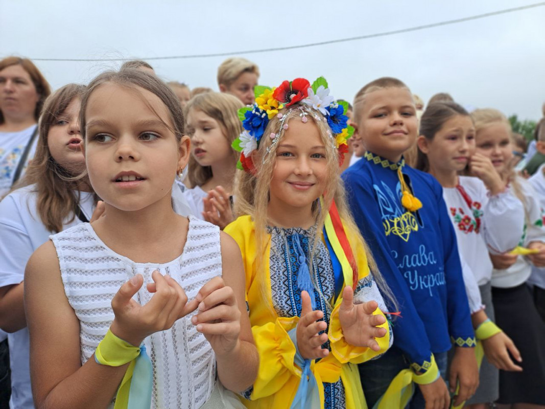 Замість квітів – донат на підтримку ЗСУ: як у Ковельській громаді відзначили День знань