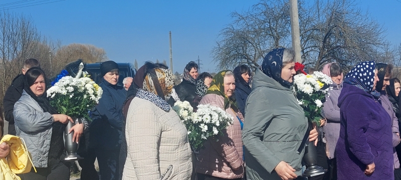 Його бойовий шлях пролягав через найгарячіші точки: на Волині попрощалися з воїном Миколою Ніколайчуком