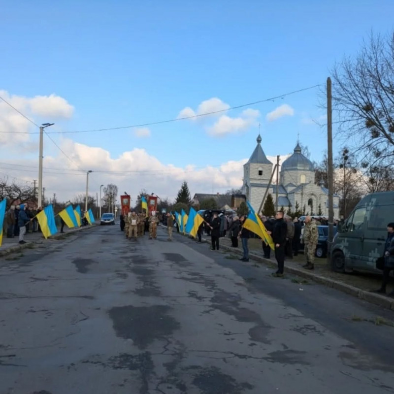 Життя бійця трагічно обірвалося в Харківській області: на Волині поховали Героя Ігоря Дмитрука