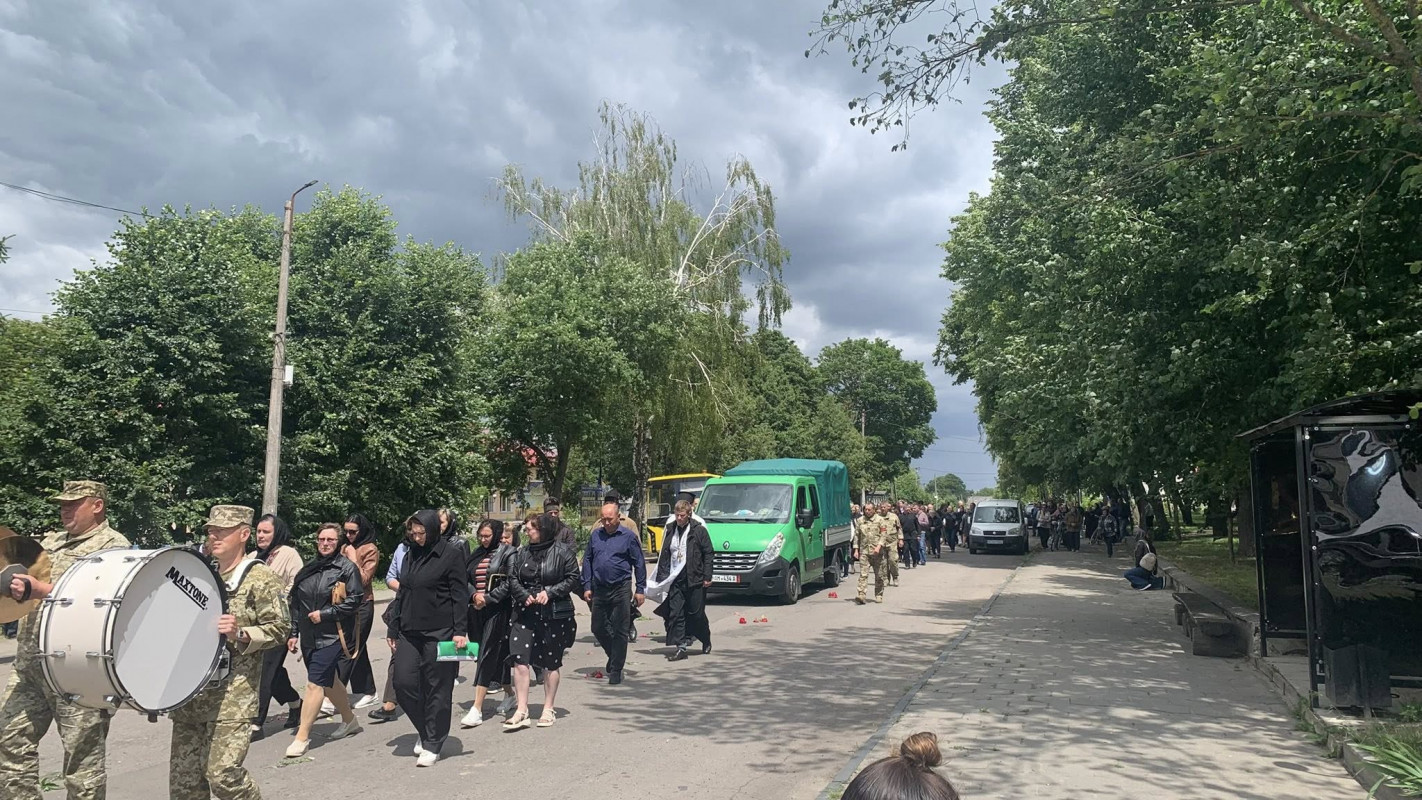 Загинув понад рік тому у Курській області: на Волині поховали Героя Віталія Борилюка