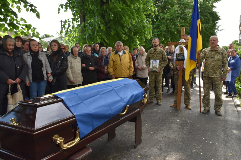 У Луцьку в один день прощалися з трьома Героями - Сергієм Кравченком, Андрієм Крачуновим та Олексієм Каплуном