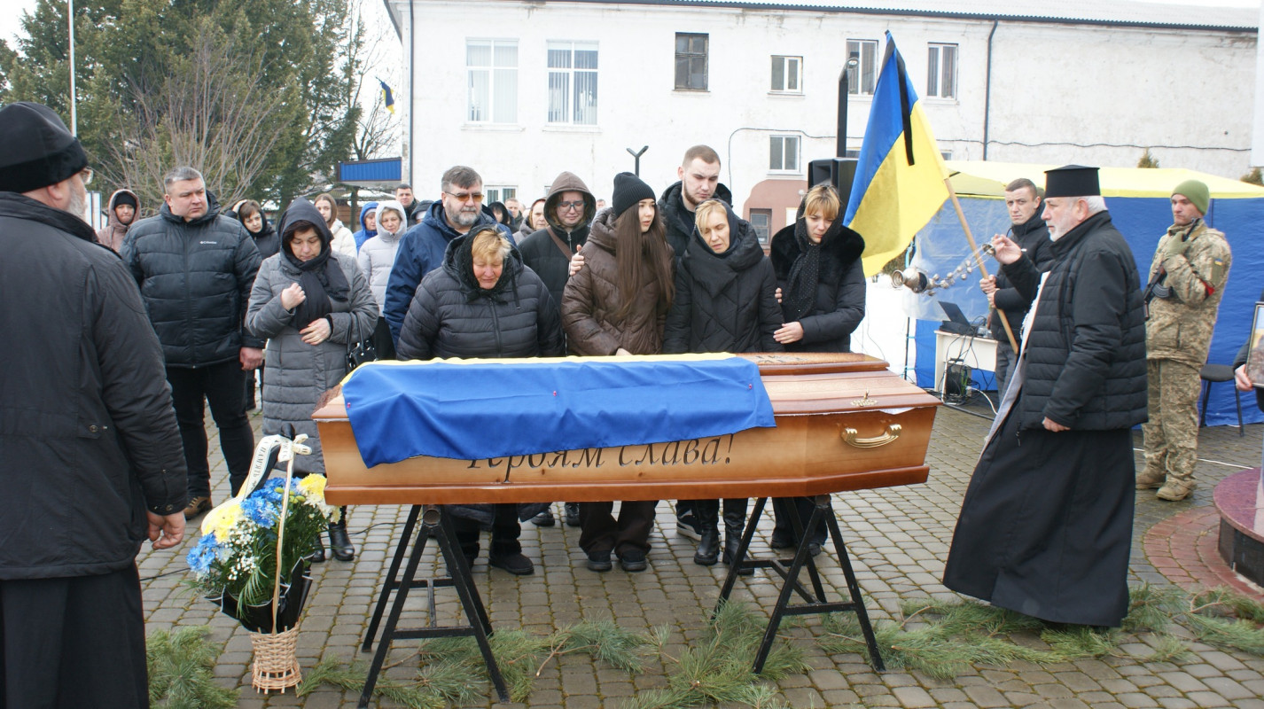 Навіки 44: на Волині попрощалися з Героєм Анатолієм Репшем