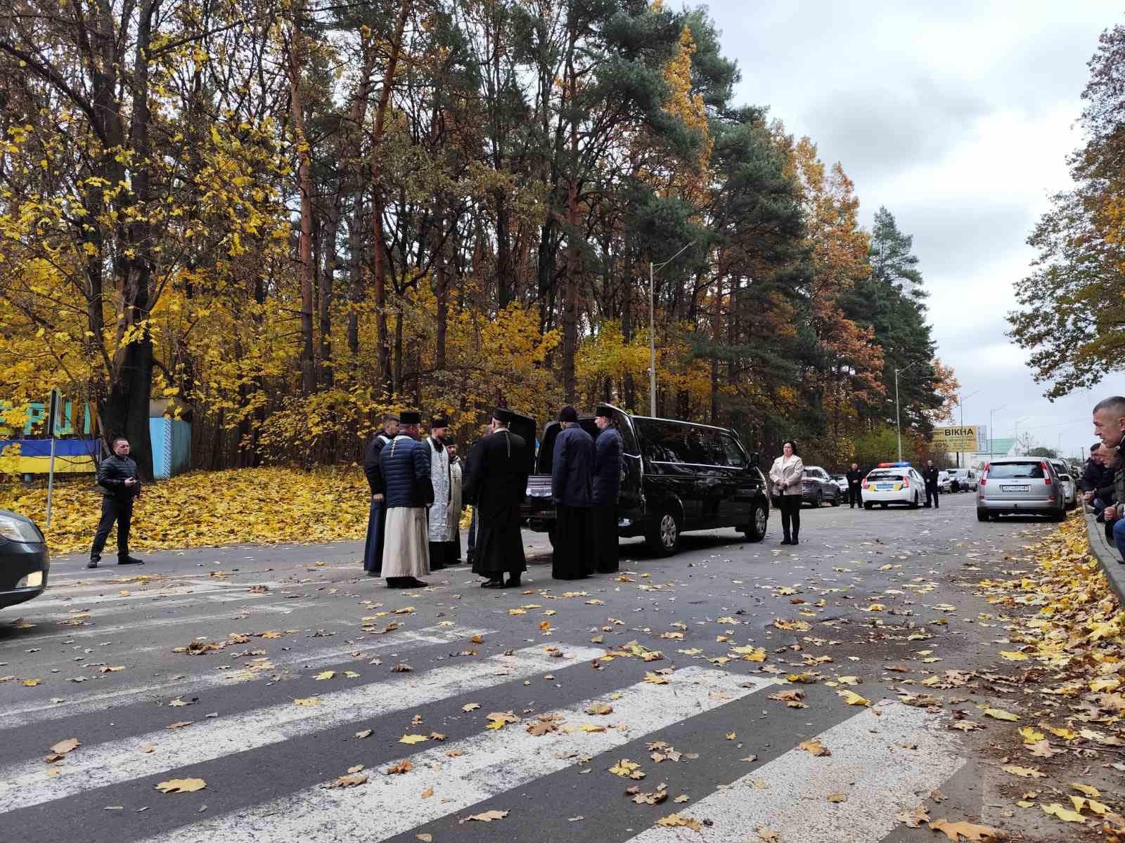 Призвали на службу у липні: волиняни провели в останню дорогу загиблого 27-річного Героя Олександра Пшикова