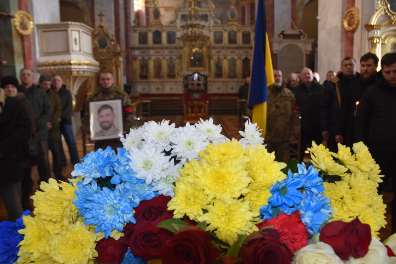 Героїчно загинув у складі екіпажу гелікоптера: у Луцьку попрощалися із 25-річним штурманом-льотчиком Ярославом Сачиком