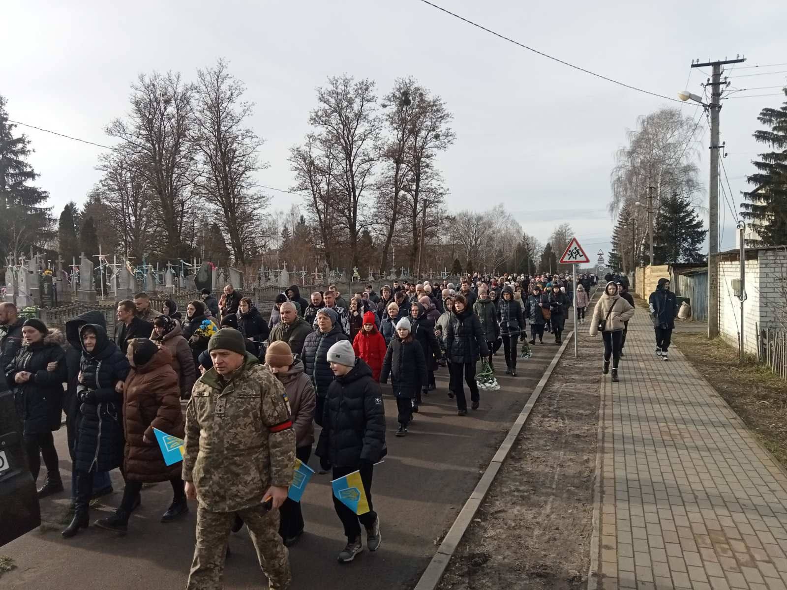 Додому «на щиті» через 166 днів: на Волині попрощалися з Героєм Андрієм Федорчуком