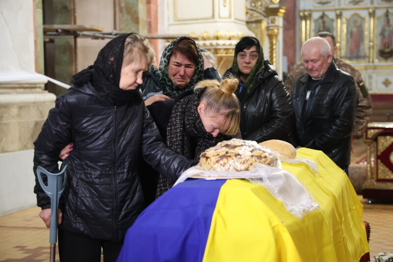 Загинув у вересні минулого року: у Луцьку попрощались з Героєм Дмитром Загурним
