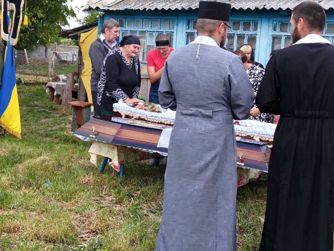 На Волині поховали 33-річного захисника Миколу Максимчука
