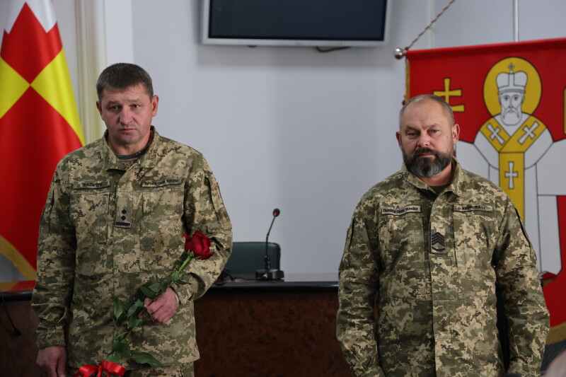У Луцьку родинам загиблих воїнів вручили державні нагороди