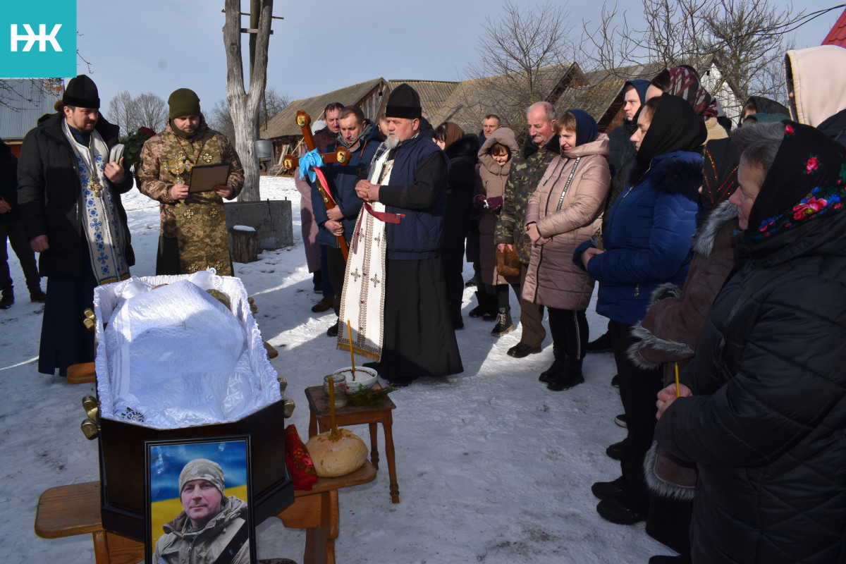 Загинув у Курській області: на Волині поховали Героя Валерія Солоху