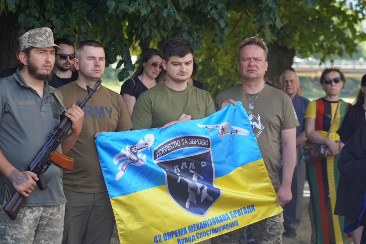 Медикам не вдалося врятувати його життя: попрощалися з Героєм з Волині Сергієм Гвоздецьким