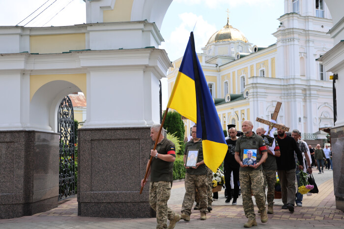 Загинули у 2024 році: у Луцьку відбулося прощання із Героями Костянтином Шевчуком та Едуардом Гуріним