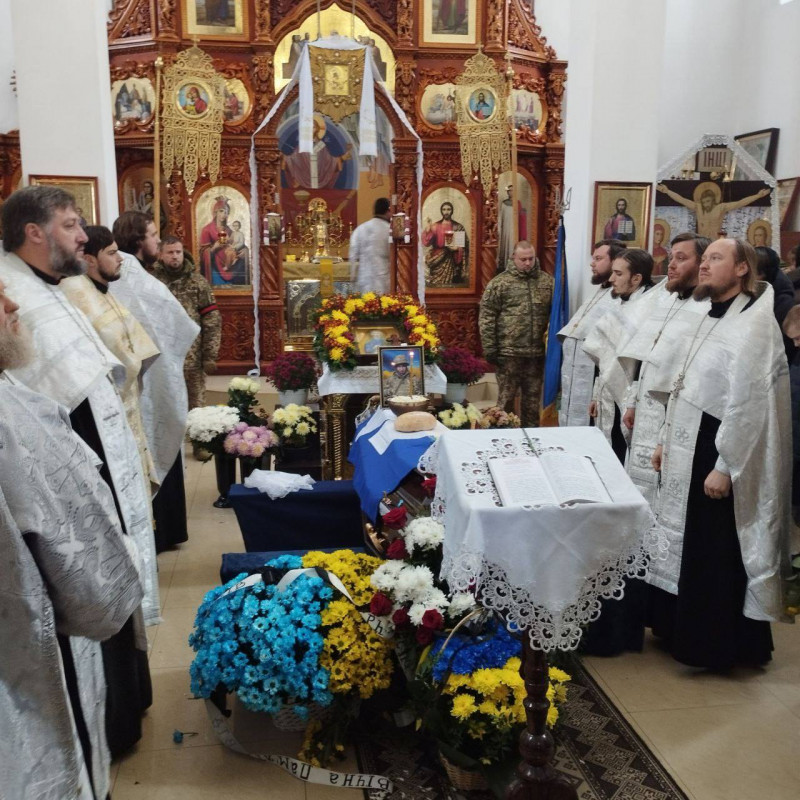 Був частиною сталевого щита, що захищає нас від ворога: на Волині поховали 36-річного Героя Віктора Чижа