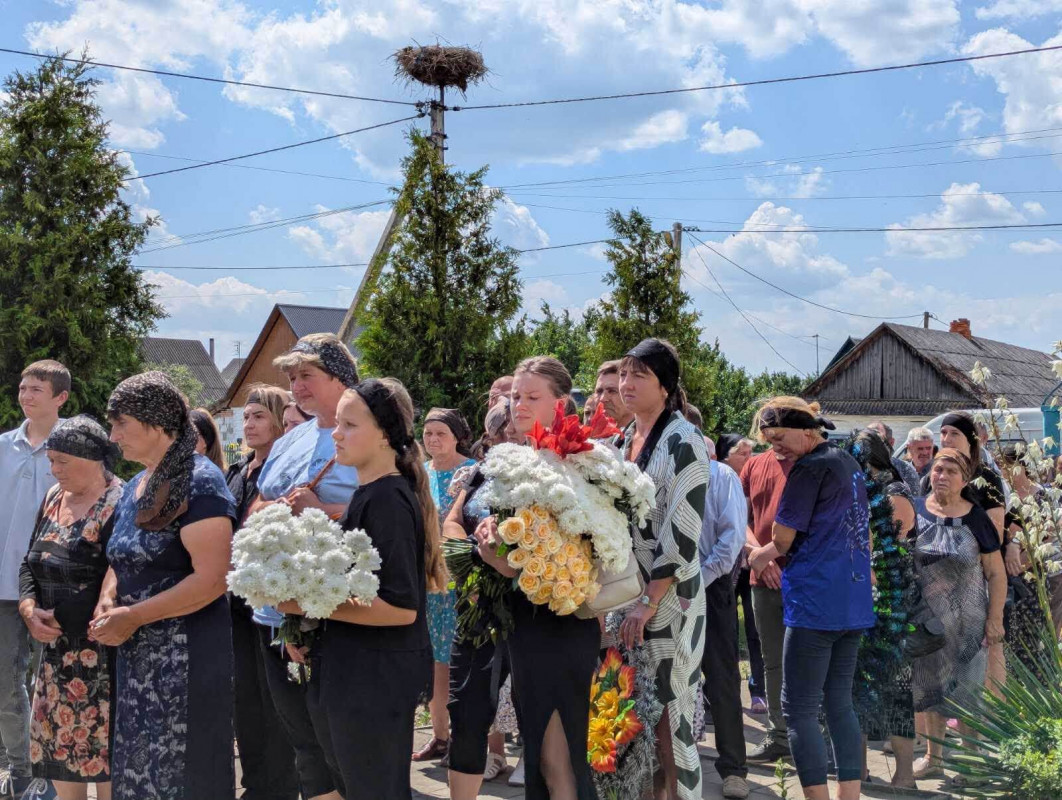 Два роки між надією і болем: на Волині попрощалися із захисником Петром Якимовим