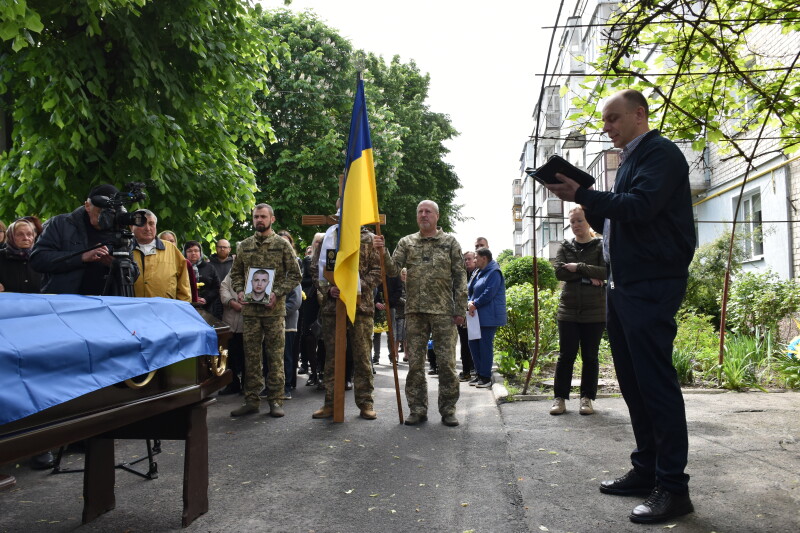 У Луцьку в один день прощалися з трьома Героями - Сергієм Кравченком, Андрієм Крачуновим та Олексієм Каплуном