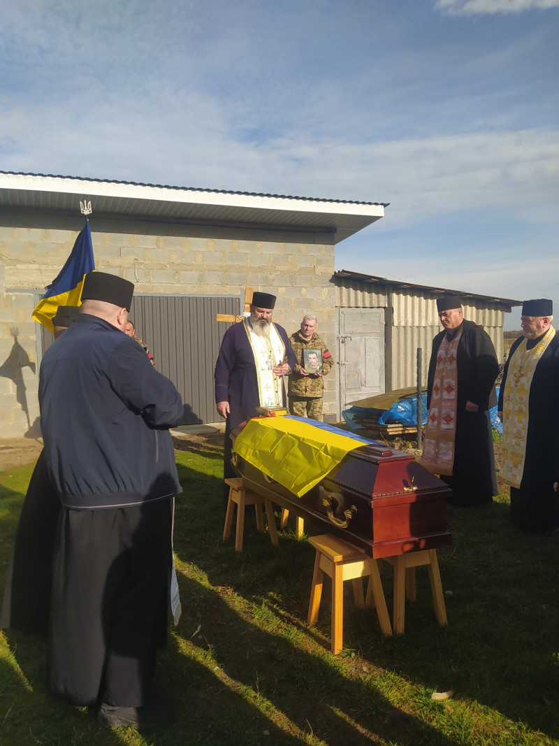 Понад рік рідні чекали звістки: на Волині поховали Героя Андрія Босюка