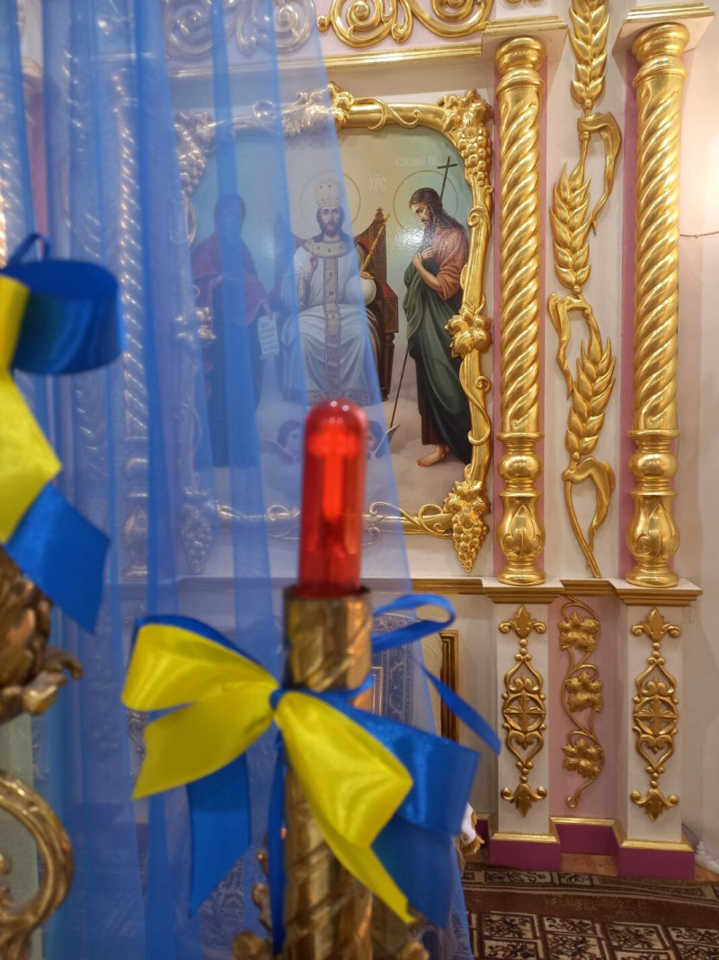 Невтомно дбає про храм уже 22 роки: історія священника з Луцького району