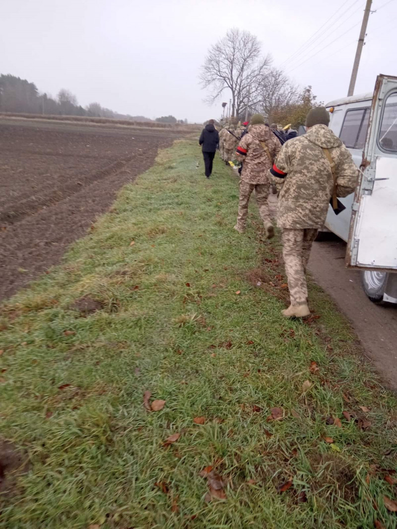 Лише через десять днів побратими змогли забрати його тіло з поля бою: на Волині поховали Героя Михайла Вацика