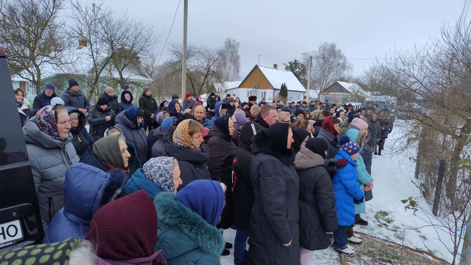 Батько шести дітей та справжній Герой: на Волині поховали захисника Віктора Калуша