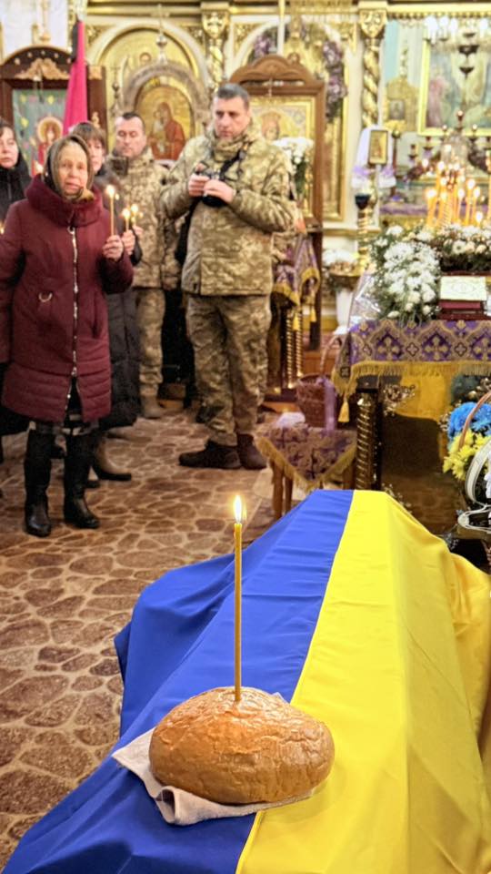 На Волині в останню дорогу провели Героя Богдана Божка