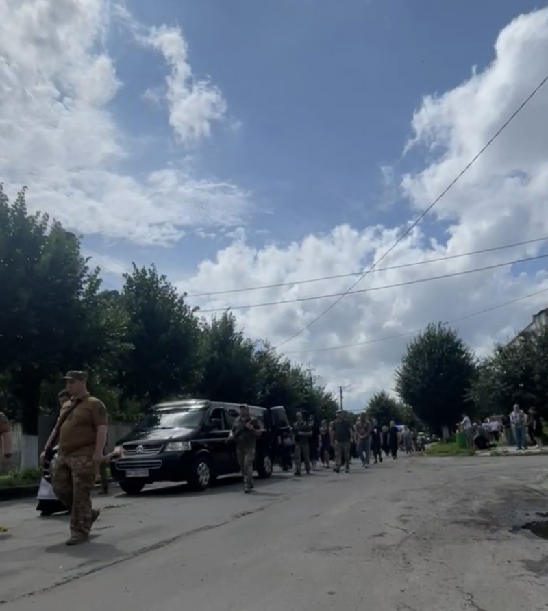 Загинув у квітні на Донеччині: на Волинь «на щиті» назавжди повернувся молодий Герой Петро Низовий
