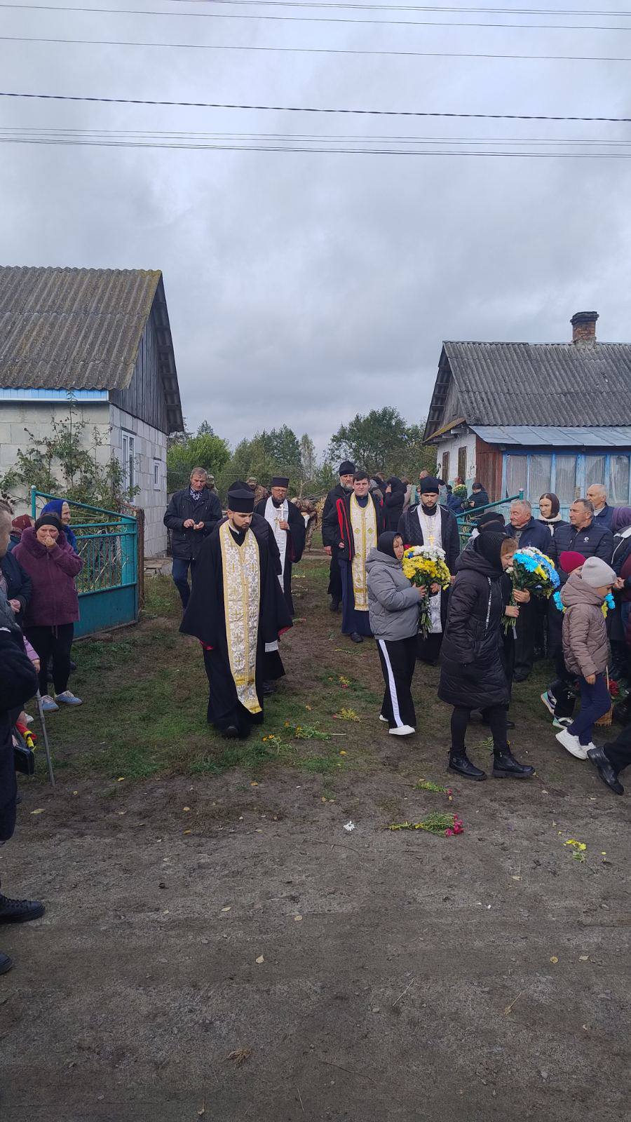 Загинув унаслідок ворожого обстрілу: на Волині попрощались з Героєм Іваном Горбачем