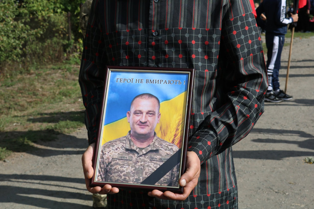 Загинув понад півтора року тому у Курській області: на Волині поховали захисника Миколу Собчука