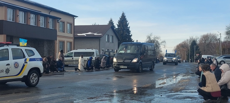 Перебував на лікуванні та сподівався на швидке одужання: на Волині провели в останню путь Героя Олександра Атласа