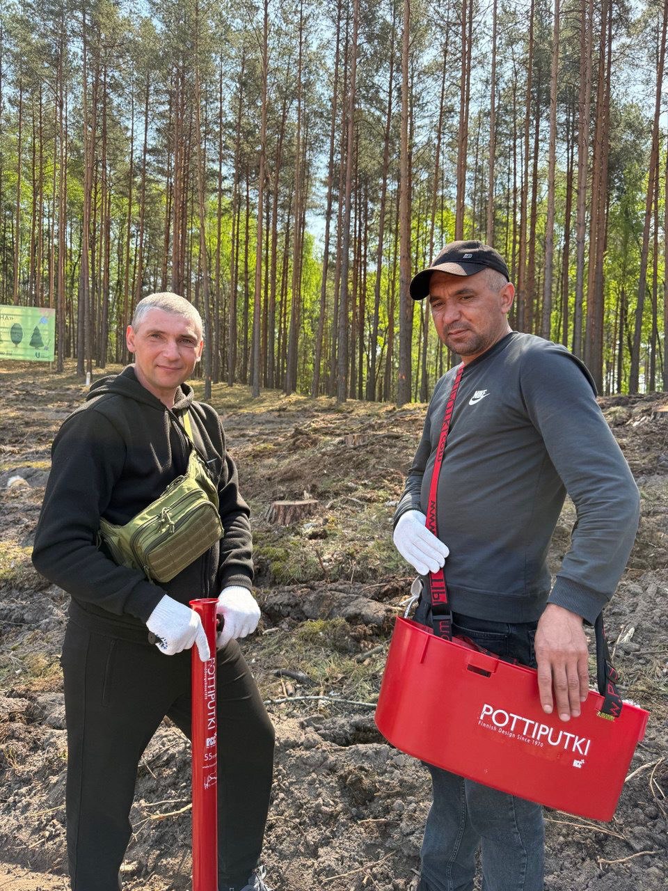 На Волині й Рівненщині висадили «Дерева пам’яті» на честь загиблих захисників України