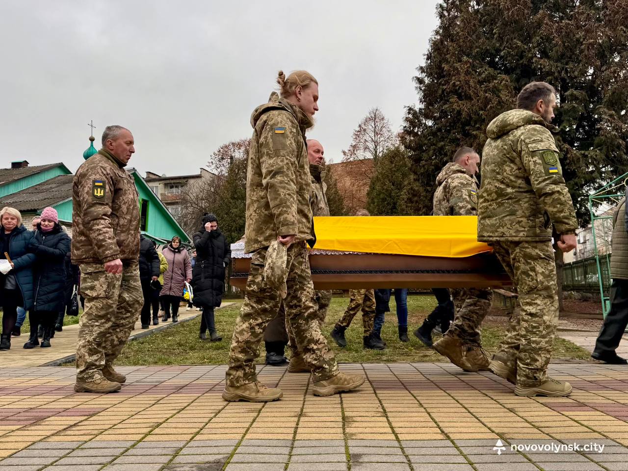 Серце зупинилося в районі виконання бойових дій: на Волині попрощалися із захисником Віктором Коржаном