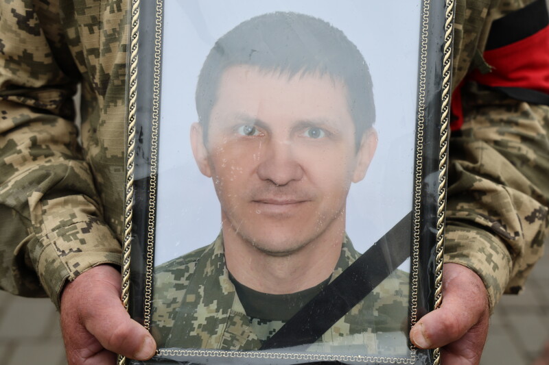У Луцьку попрощалися з Героєм Валерієм Васейчуком