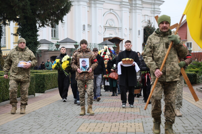 Назавжди 22: у Луцьку попрощалися із Героєм Михайлом Трофимуком