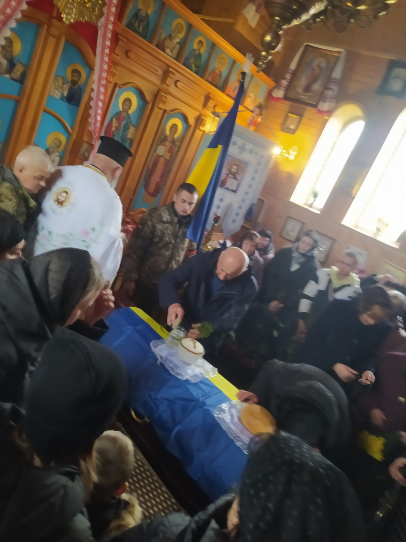 Понад рік рідні чекали звістки: на Волині поховали Героя Андрія Босюка