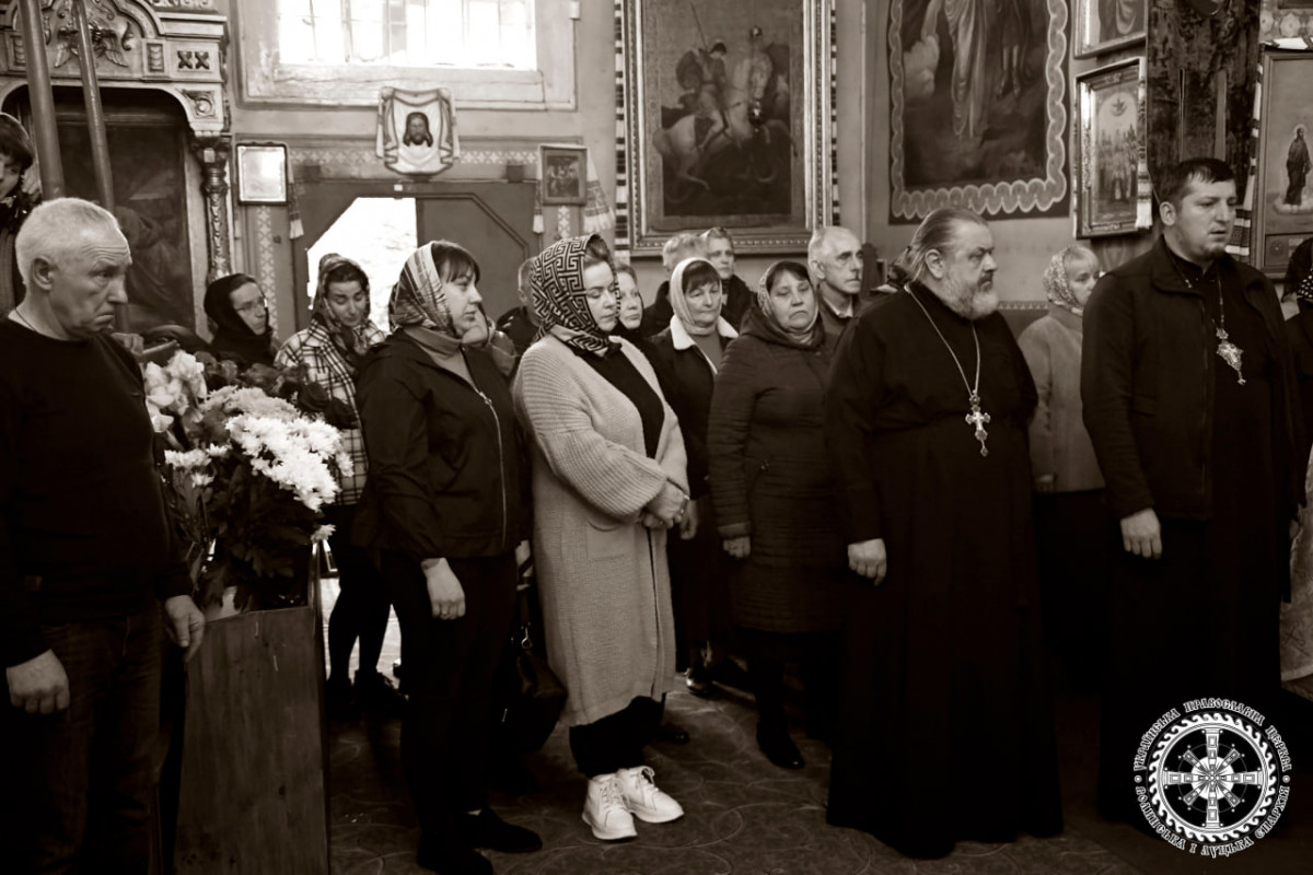 На Волині померлого священника відспівали у храмі, у якому він служив все життя