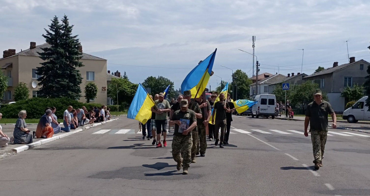 Навіки 22: на Волині поховали Героя Олександра Бусла, який тривалий час вважався зниклим безвісти