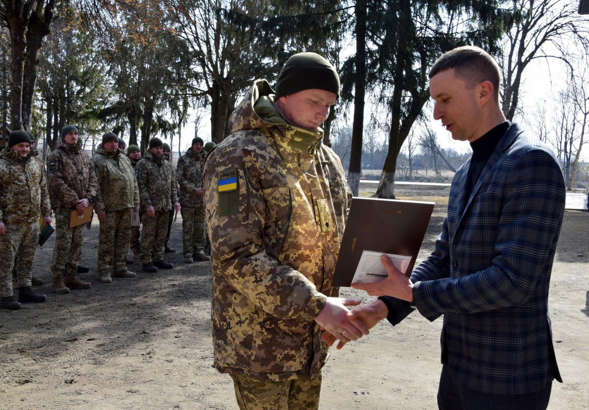 Протягом 8 місяців давали відсіч окупантам: на Волині нагородили прикордонників, які повернулися з передової 