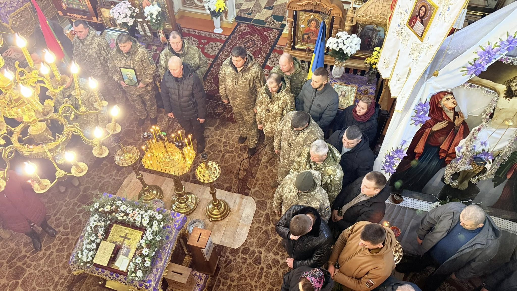 На Волині в останню дорогу провели Героя Богдана Божка