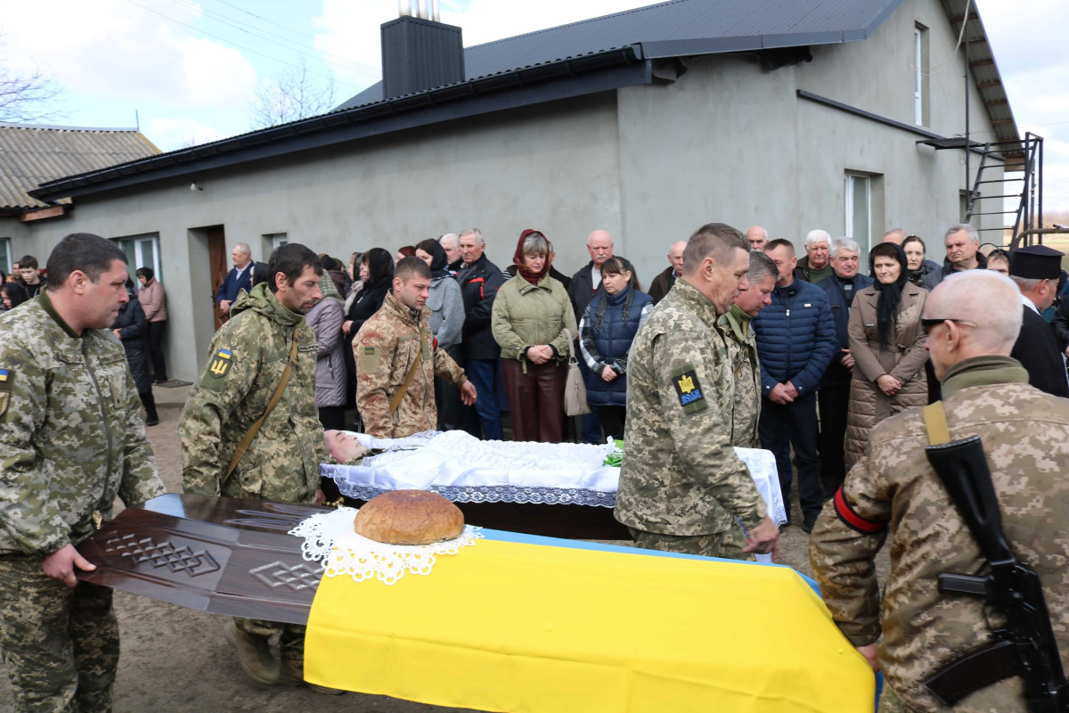 Навіки 45: на Волині попрощалися із військовослужбовцем Василем Скорупським