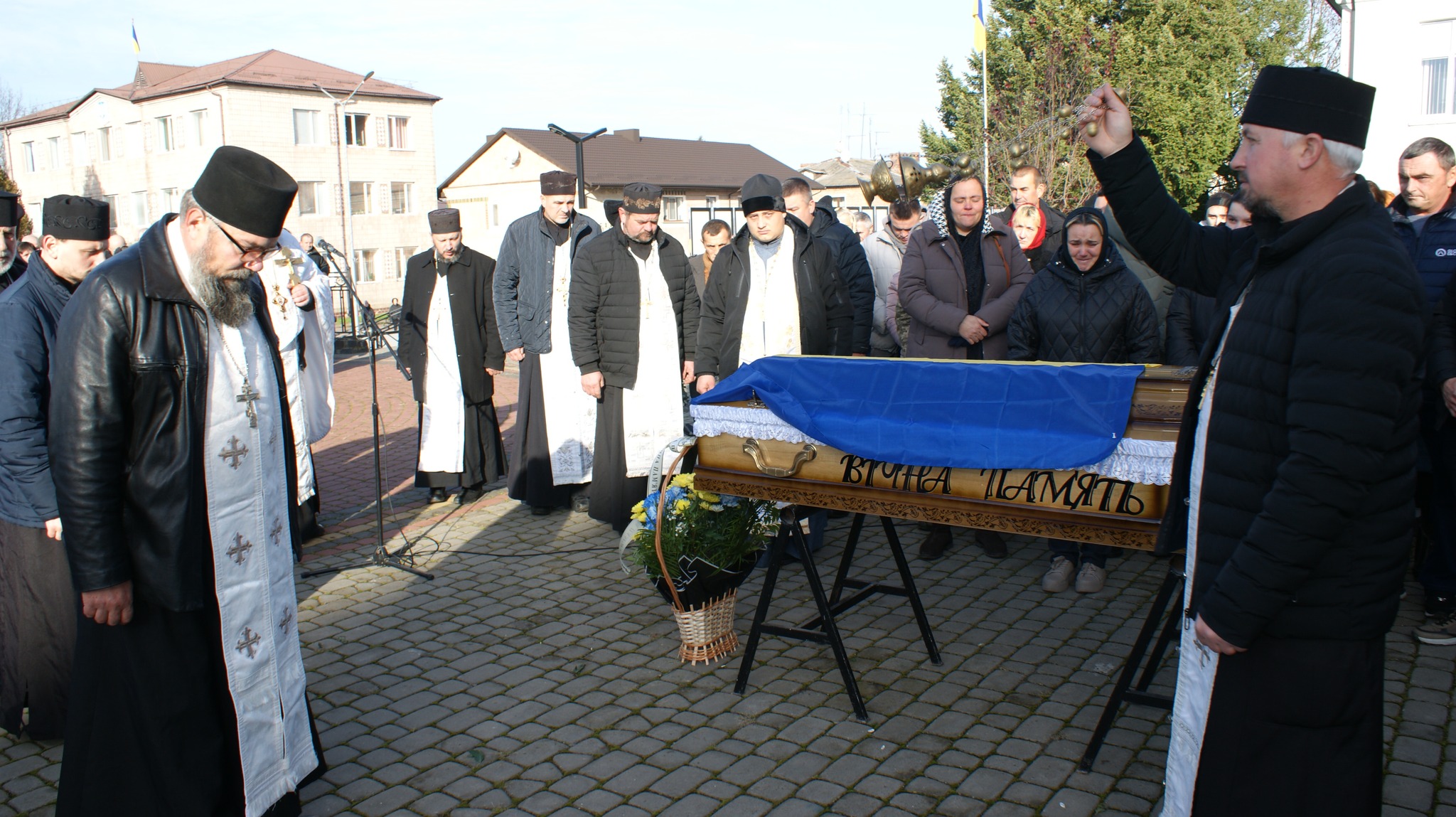 Через три місяці після мобілізації загинув: волиняни попрощалися з Вячеславом Бовконюком