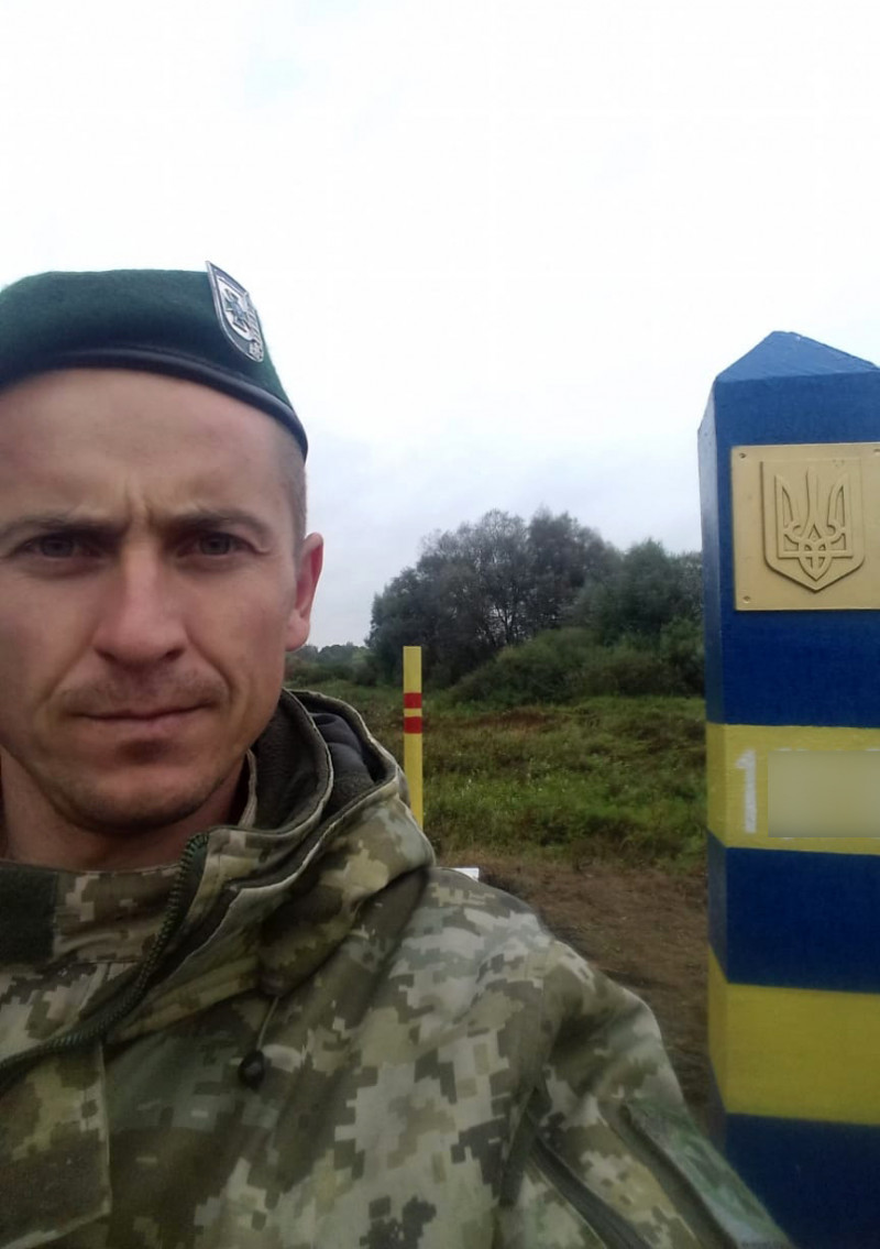 У Луцьку родинам загиблих прикордонників вручили їхні посмертні нагороди