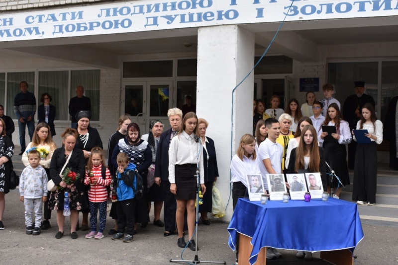 У селищі на Волині відкрили меморіальні дошки на честь загиблих воїнів ЗСУ