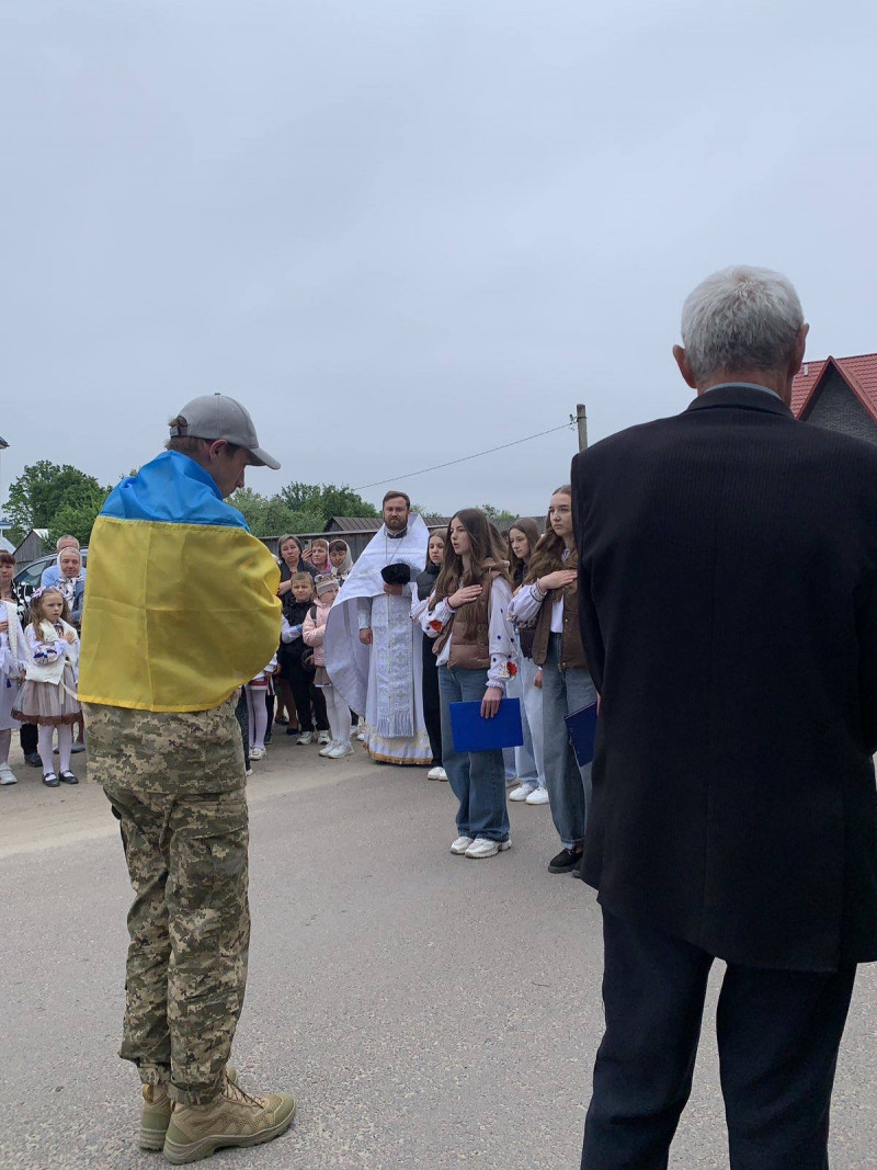 На рідну Волинь після полону повернувся воїн Андрій Войчук