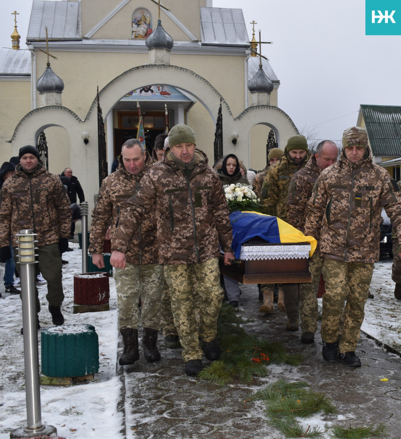 Серце воїна не витримало побаченого й пережитого: на Волині поховали Героя Олександра Куринчука