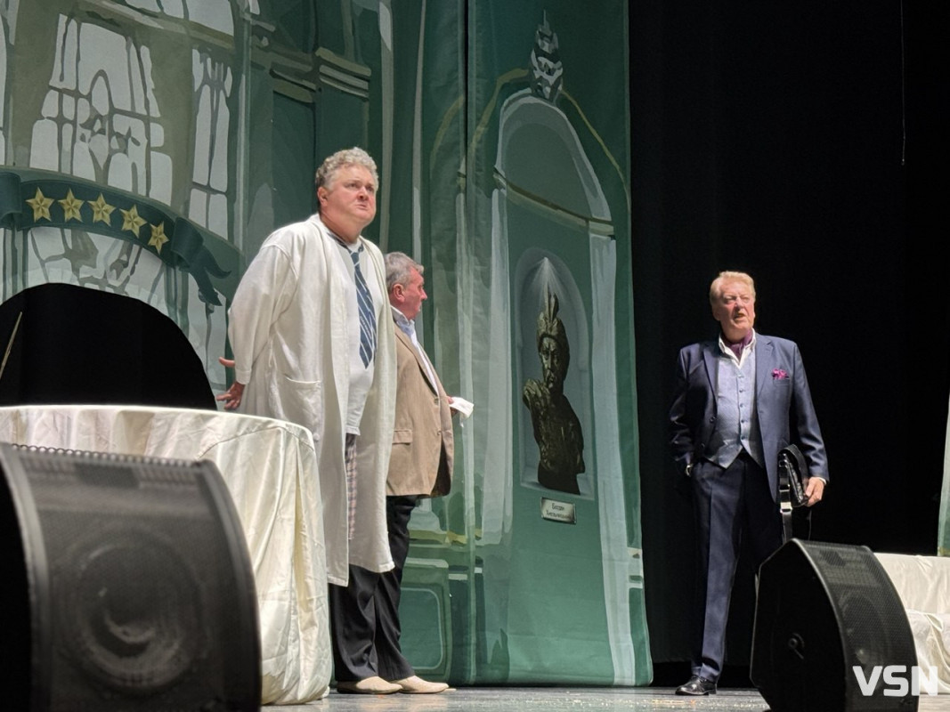 Комедія «Перевертень» у Луцьку: як минув театральний вечір