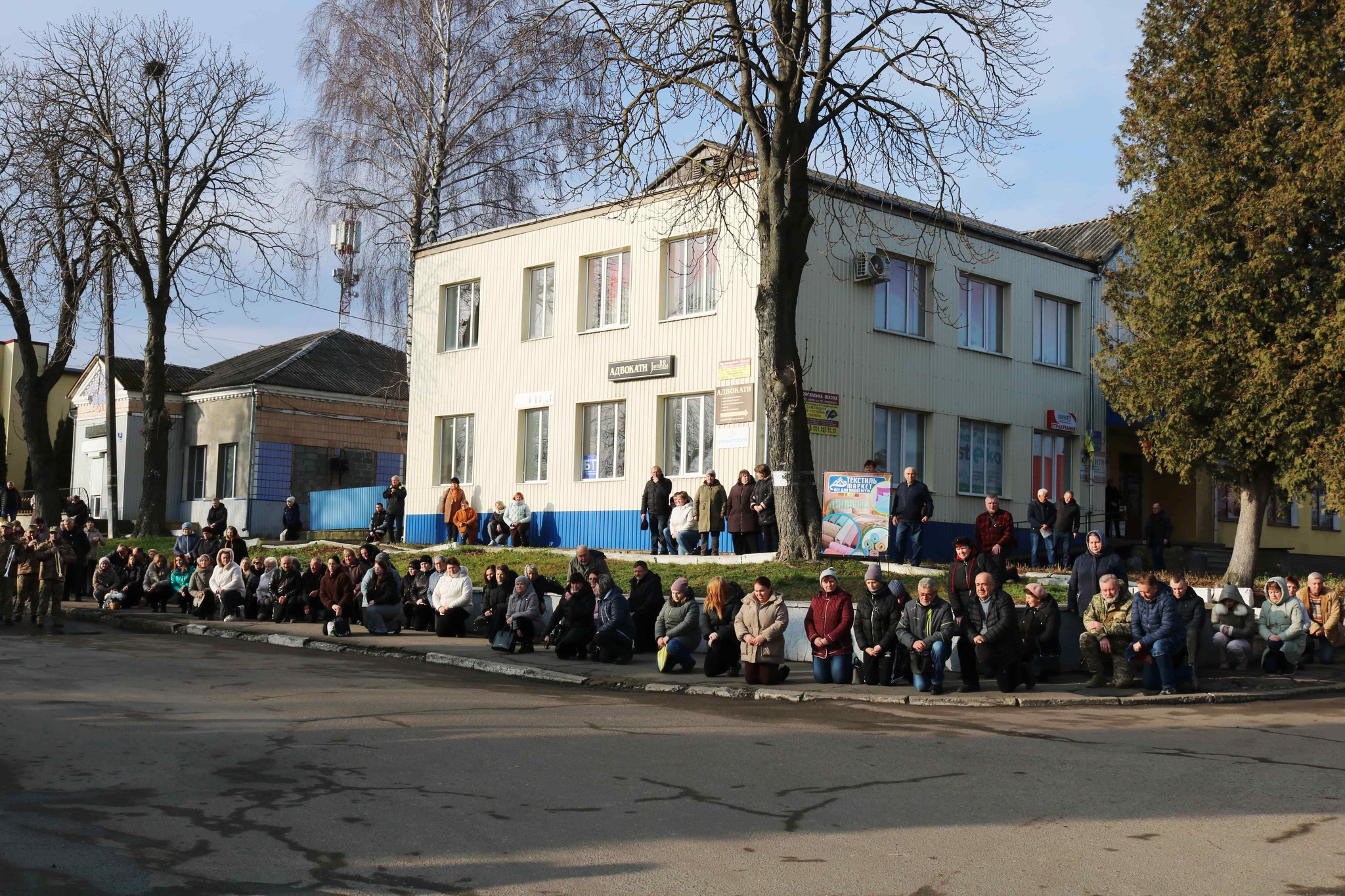 Понад рік вважався безвісти зниклим: у Луцькому районі поховали Героя Василя Цвілюка