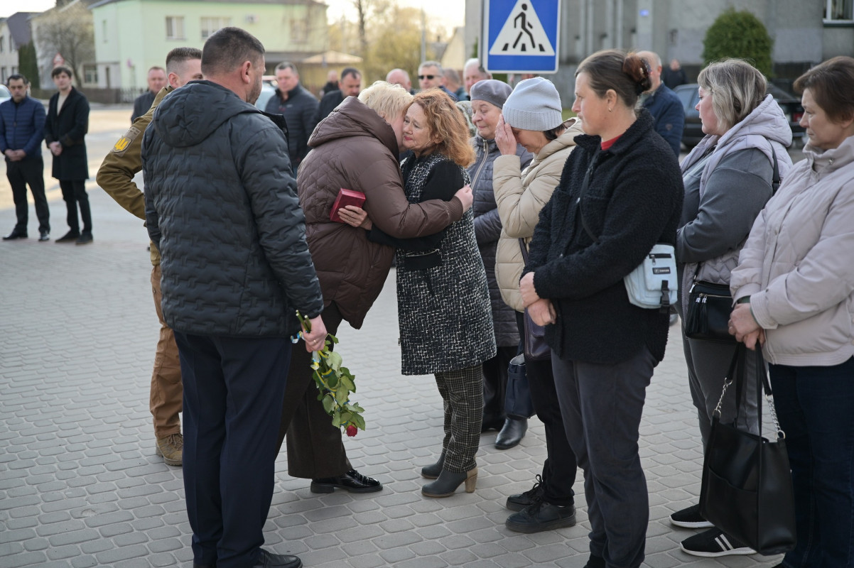 На Волині мамі полеглого Героя вручили його посмертну нагороду