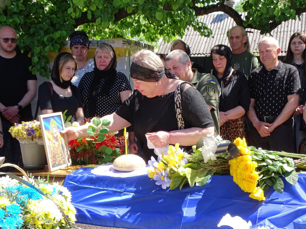 Загинув у Куп’янському районі внаслідок ворожого обстрілу: на Волині поховали Героя Олега Ковальчука